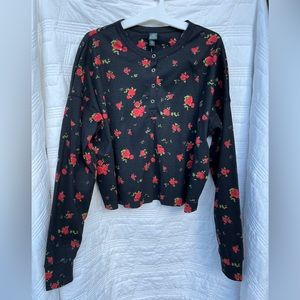 Rose long sleeve crop
